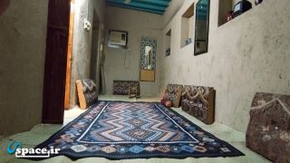 نمای داخلی اتاق بادگیر - اقامتگاه موم گپو - قشم - رمکان